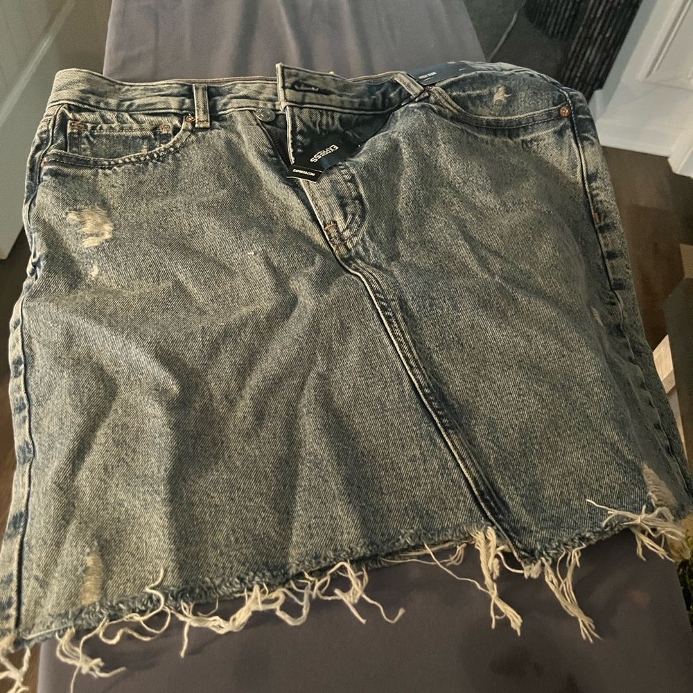 New with tag from Express